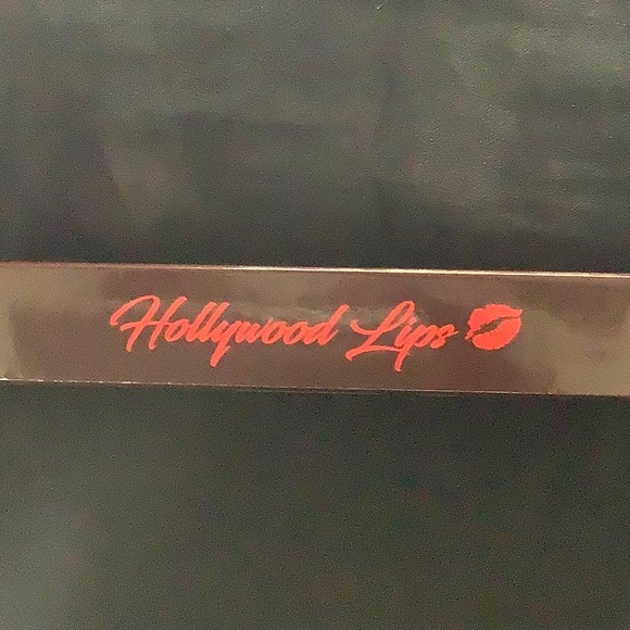 Charlotte Tilbury Hollywood Lips Rising Star matte liquid lipstick NIB - Picture 2 of 4